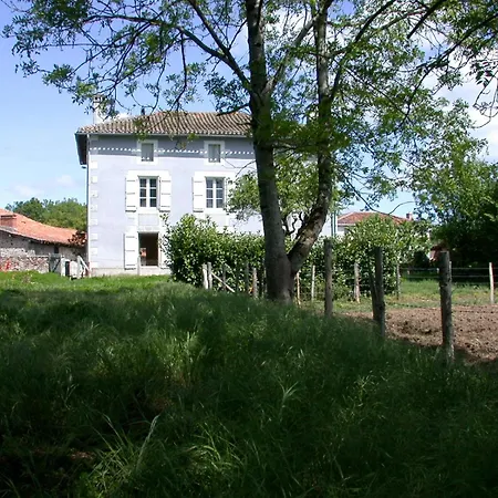 La Maison Bleue 홈스테이 Exideuil-sur-Vienne