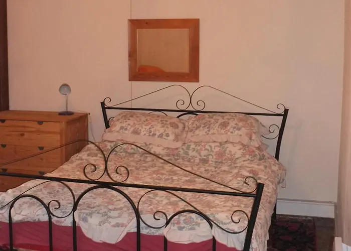 La Maison Bleue * Exideuil-sur-Vienne