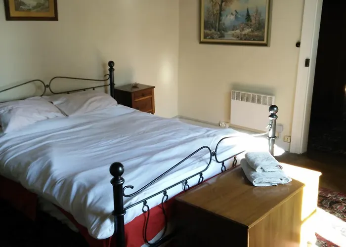 La Maison Bleue Homestay *